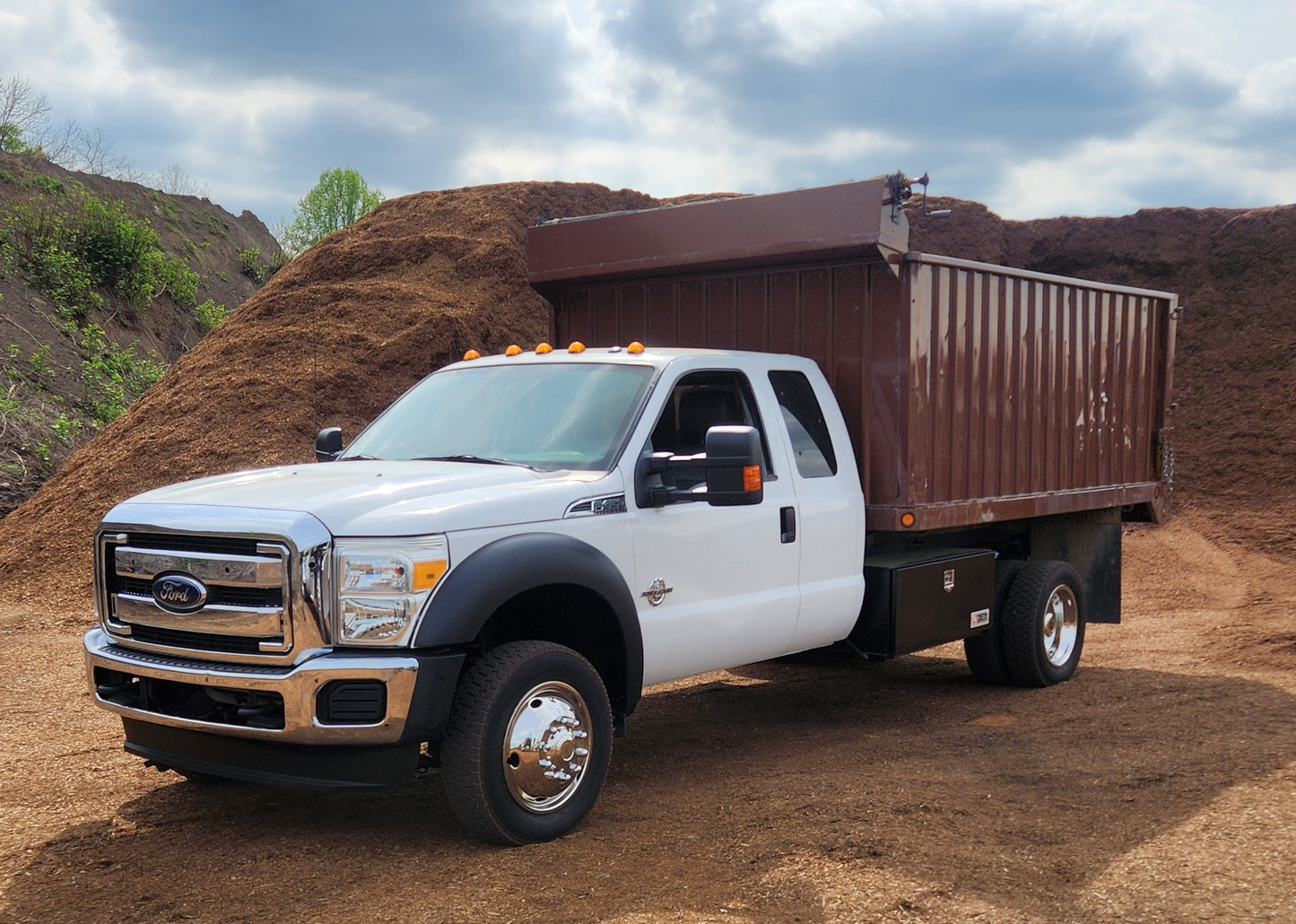 2015 Ford F450 Brown Dump