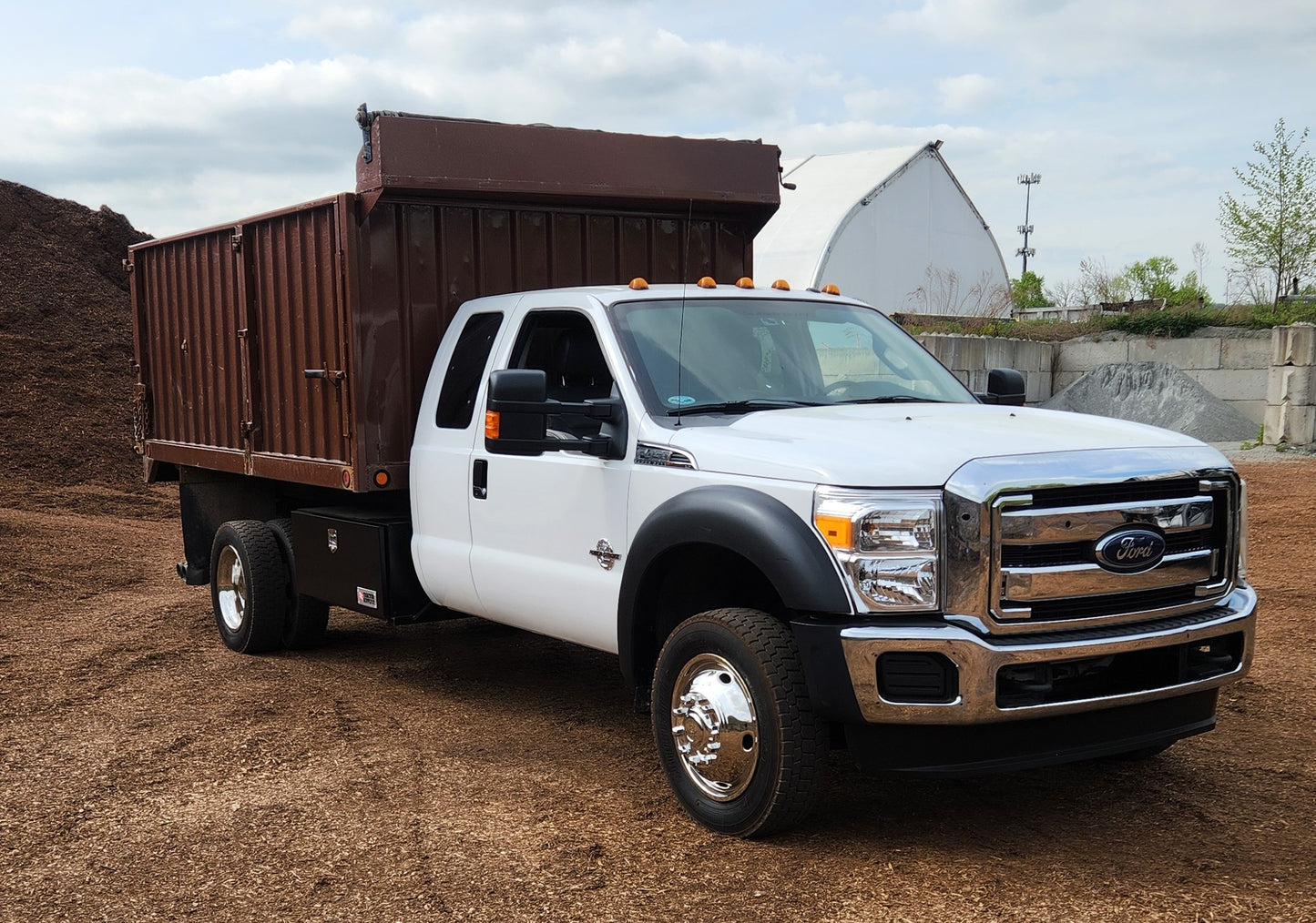 2015 Ford F450 Brown Dump