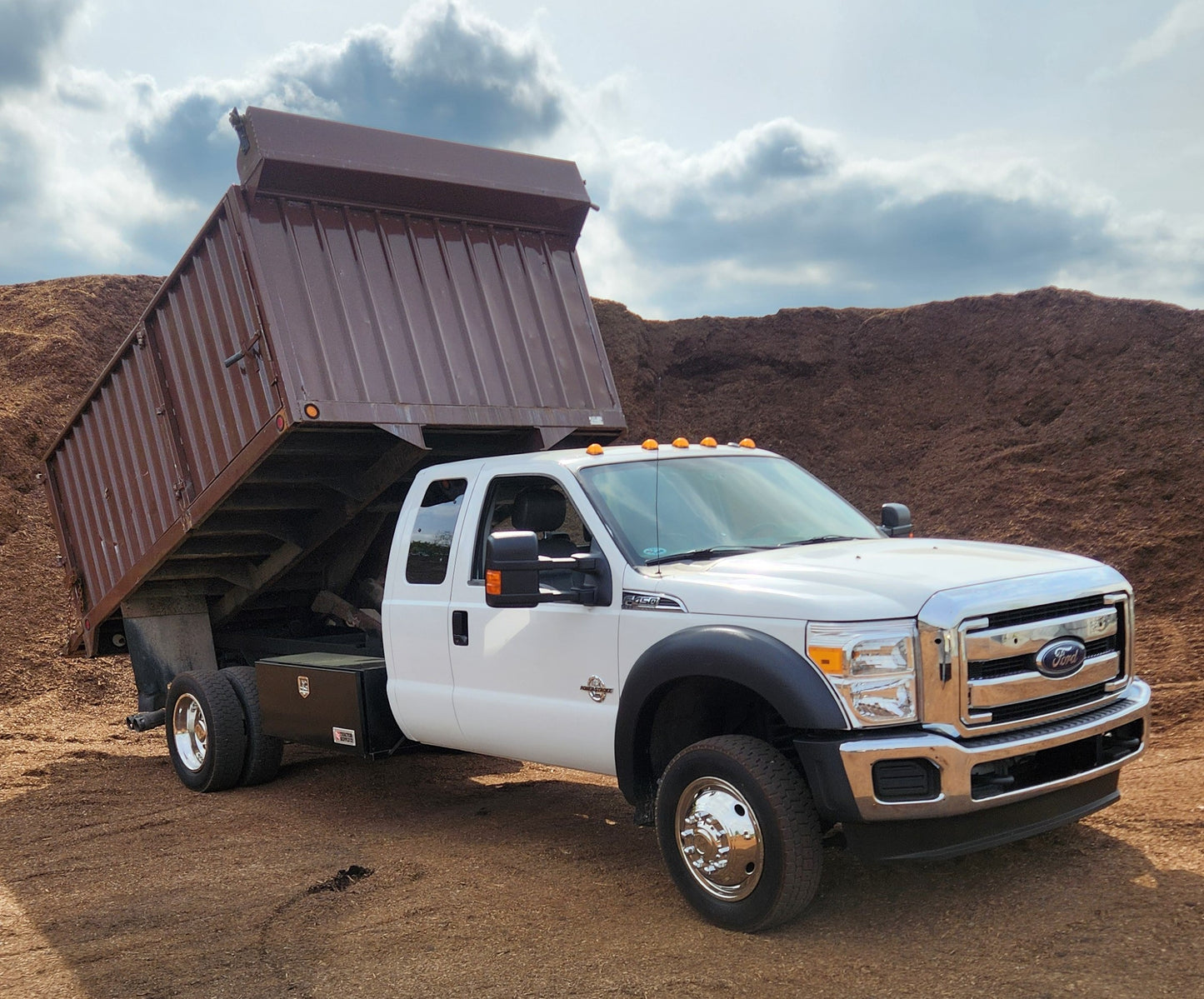 2015 Ford F450 Brown Dump